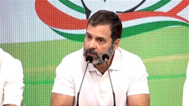 अडानी शेल कंपनियों में किसके हैं 20,000 करोड़ रुपये: राहुल ने दागा मोदी सरकार पर सवाल