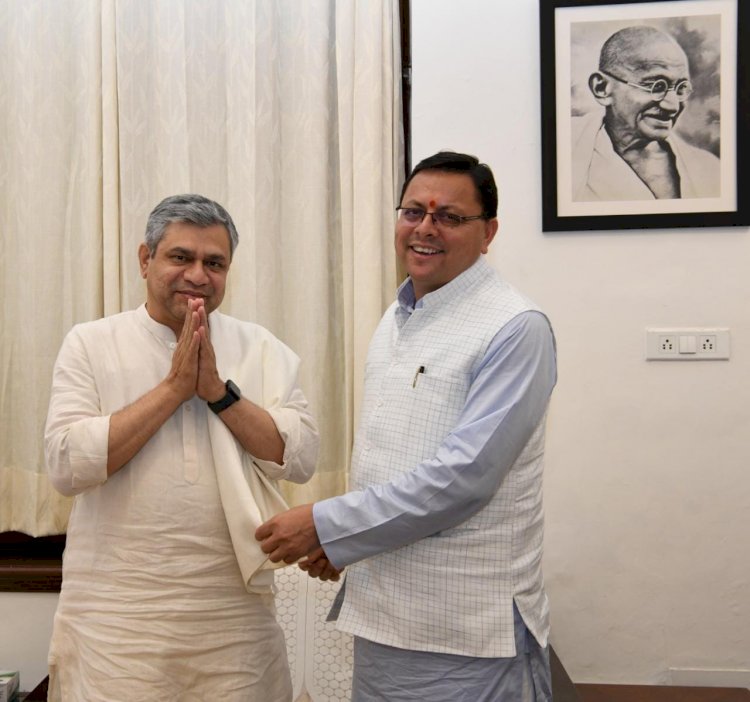 रेल मंत्री अश्विनी वैष्णव से मिले सीएम धामी, राज्य के लिए मांगी ये सौगातें