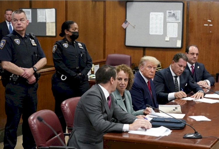 पूर्व अमेरिकी राष्ट्रपति डोनाल्ड ट्रम्प न्यूयॉर्क की कोर्ट में पेशी, क्रिमिनल केस की सुनवाई