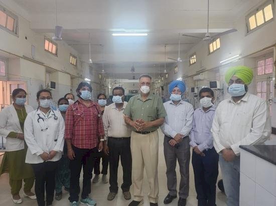 पंजाब सरकार किसी भी कोविड संबंधी आपात स्थिति से निपटने के लिए पूरी तरह तैयार