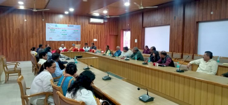 सेमीनार का आयोजन कर पत्रकारों को व्यक्तिगत वित्त प्रबंधन की जानकारी दी गई