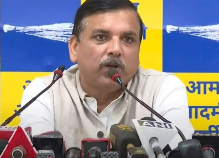 संजय सिंह का केंद्र सरकार पर तंज, अनपढ़ पार्टी के नाम से भाजपा को चेताया