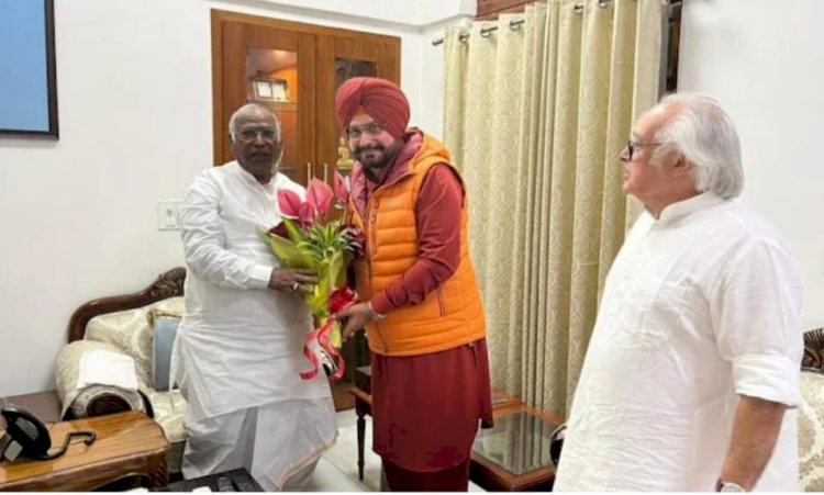 राहुल, प्रियंका के बाद मल्लिकार्जुन खड़गे से मुख़ातिब हुए नवजोत सिद्धू