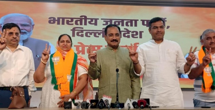 दिल्ली में बुधवार को होने वाले महापौर चुनाव से पहले आम आदमी पार्टी को बड़ा झटका लगा