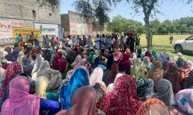 मंत्री डॉ. बलजीत कौर ने लखेवाली गांव में मनरेगा मजदूरों की समस्याएं सुनीं