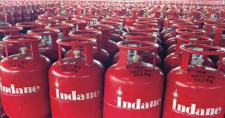 एलपीजी सिलेंडर आज 171.50 रुपये हुआ सस्ता, जनता को सरकार का तोहफा