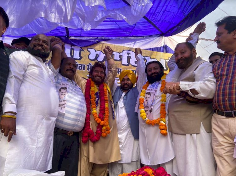 जालंधर उपचुनाव से पहले अकाली दल को लगा बड़ा झटका! अकाली नेता चंदन ग्रेवाल आप में हुए शामिल