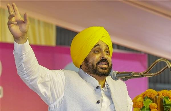केंद्र के 'तानाशाही' अध्यादेश के खिलाफ विपक्षी दलों का समर्थन मांगेगी आप: भगवंत मान
