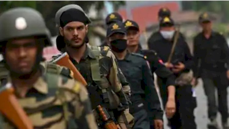 कर्फ्यू के बावजूद इंफाल में जमा हुए लोग, PM मोदी की चुप्पी पर उठाए सवाल, कहा- विधानसभा चुनाव से पहले