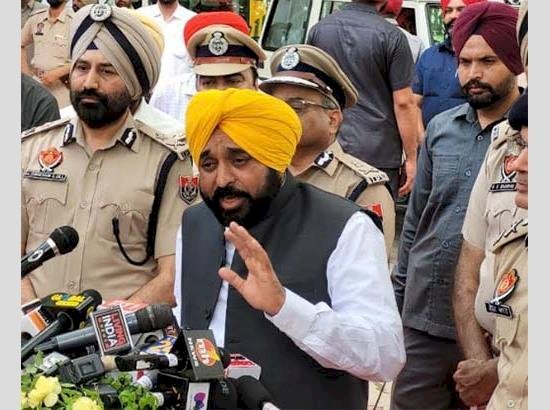 भगवंत मान ने समान नागरिक संहिता पर उठाए सवाल, सभी वर्ग के लोगों से की सर्वसम्मति की उठाई मांग