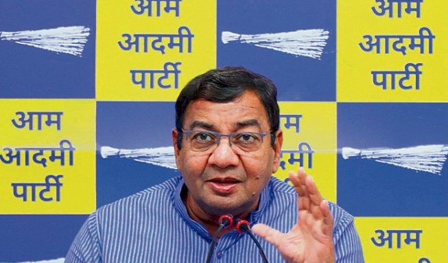 राज्यसभा में हंगामे की भेंट चढ़ा प्रश्नकाल, हंगामे के बाद सदन फिर स्थगित