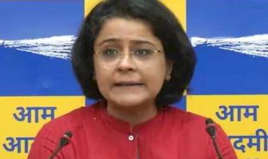 रुपये की गिरती कीमत, डॉलर मे उछाल को लेकर आम आदमी पार्टी ने उठाए केंद्र सरकार पर सवाल