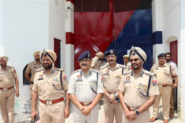 'ओपीएस सतर्क': पंजाब पुलिस, जेल विभाग ने संयुक्त रूप से पंजाब की 25 जेलों में एक साथ तलाशी ली; 21 मोबाइल बरामद