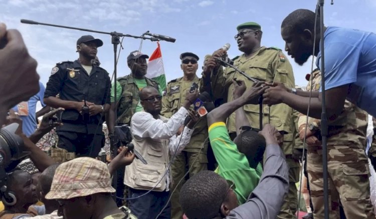 नाइजर में अमेरिका भी लग़ाम लगाने में नाकाम, तख्तापलट करने वाले जनरल के सामने घुटनों पर कई देश