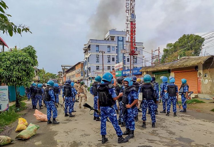 मणिपुर में भारी गोलीबारी के बाद 3 युवकों के क्षत-विक्षत शव मिले