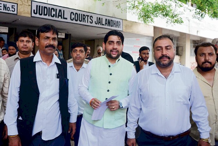 जालंधर पश्चिम के आप विधायक शीतल अंगुराल अदालत में पेश हुए