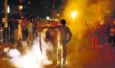 दिल्ली में पटाखों की बिक्री को लेकर केजरीवाल सरकार ने लगाई रोक