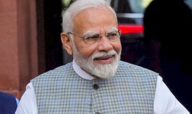 प्रधानमंत्री मोदी पुरानी संसद से नई संसद में संविधान की प्रति ले जाएंगे, सांसद उनका अनुसरण करेंगे: सूत्र