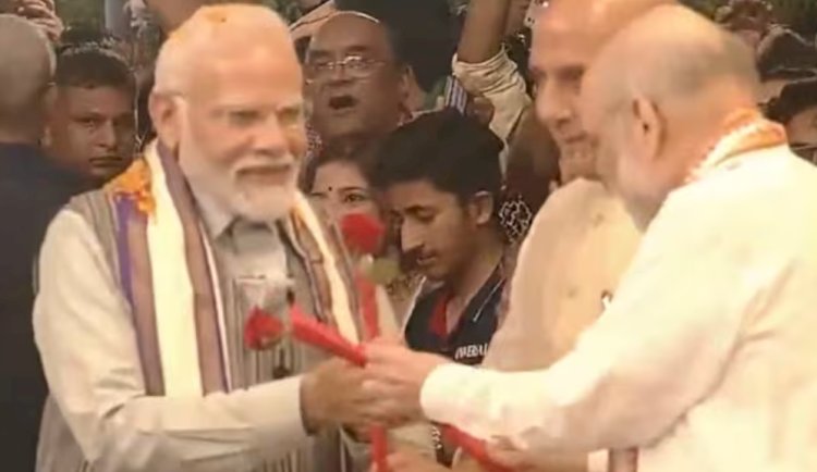 जी20 की सफलता के बाद चुनावी बैठक के लिए बीजेपी मुख्यालय में पीएम मोदी का भव्य स्वागत