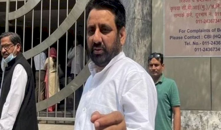 आप के नेता पर गिरफ्तारी की तलवार,अमानतुल्लाह के खिलाफ मिला सबूत, डीडब्यूबी में हुई अवैध भर्ती