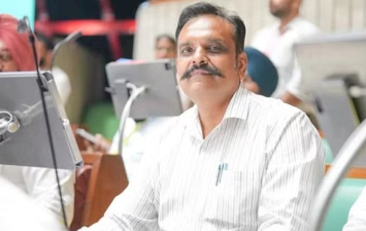 पूर्व आईपीएस डॉ. कुंवर विजय ने भगवंत मान पर उठाए सवाल, कहा- मुझसे बड़ी गलती हुई जो आप पर भरोसा किया
