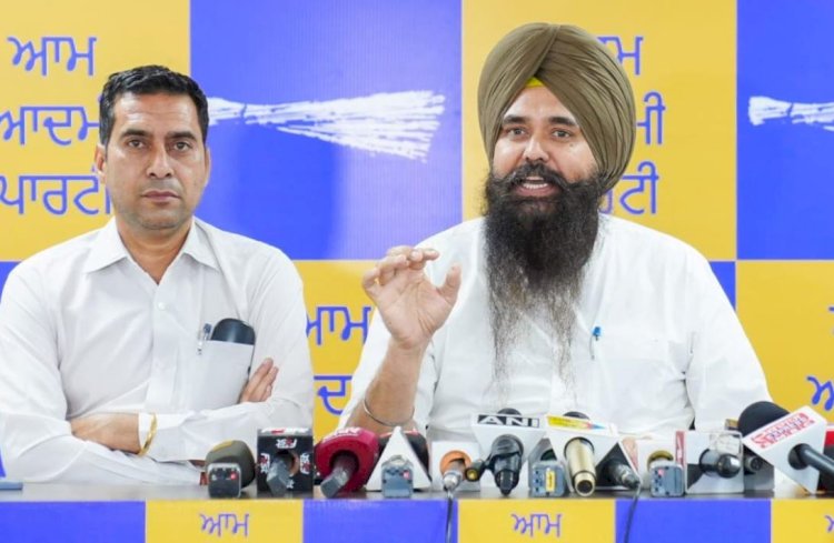 अकाली, कांग्रेस और भाजपा पंजाब के मुद्दों को लेकर गंभीर नहीं, वे अपनी जवाबदेही से भाग रहे हैं: आप प्रवक्ता मलविंदर सिंह कंग