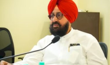 आटे की होम डिलीवरी की बजाय गेहूं दे सरकार: बाजवा