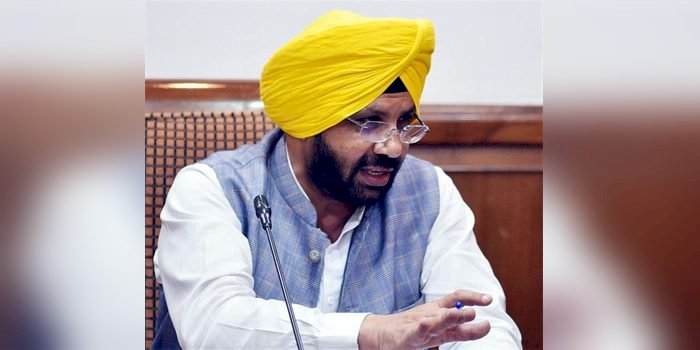 सरकारी दफ्तरों में आने वाले बुजुर्गों के काम को प्राथमिकता सुनिश्चित की जाए: मंत्री हरभजन सिंह ईटीओ