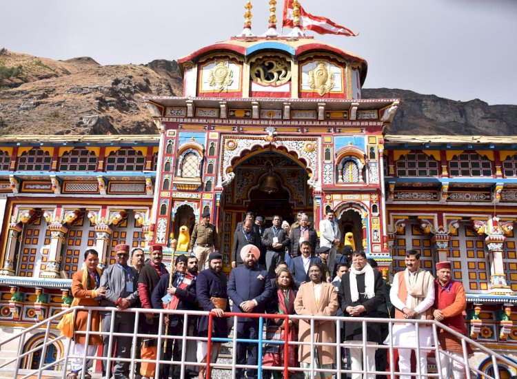 राष्ट्रपति द्रौपदी मुर्मु ने किए भगवान बद्रीविशाल के दर्शन