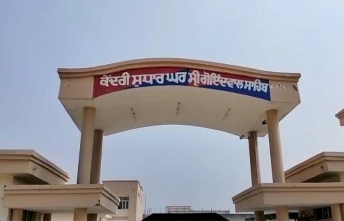 सेंट्रल जेल गोइंदवाल साहिब में नशीली गोलियों,शराब सहित मोबाइल फोन बरामद