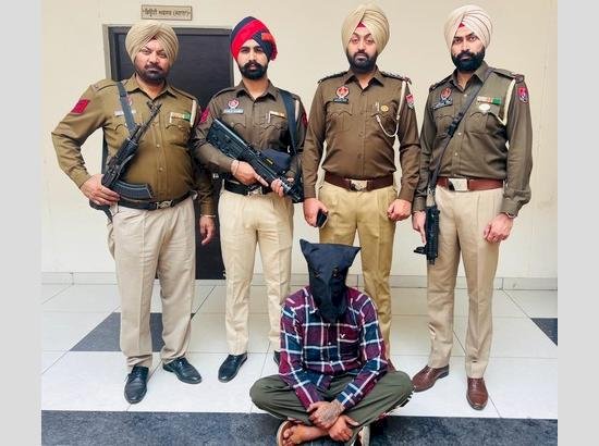 मोहाली पुलिस ने गोल्डी बराड़ और सबा यूएसए के वांटेड शूटर को गिरफ्तार किया