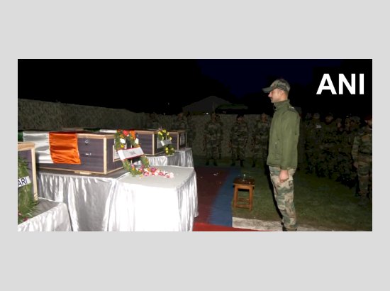 राजौरी मुठभेड़: पांच शहीद जवानों को दी गई भावभीनी विदाई