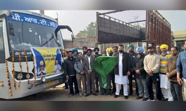 विधायक अमोलक सिंह ने जैतो से तीर्थयात्रा बस को हरी झंडी दिखाकर रवाना किया