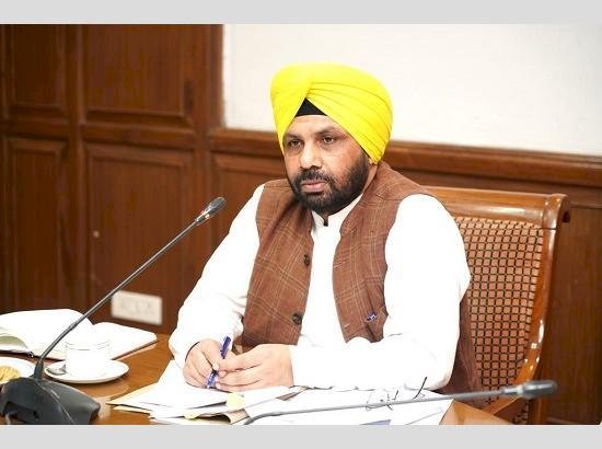 मंत्री हरभजन सिंह ईटीओ ने पीएसपीसीएल को गर्मियों की चुनौतियों से निपटने के लिए अग्रिम व्यवस्था करने का निर्देश दिया