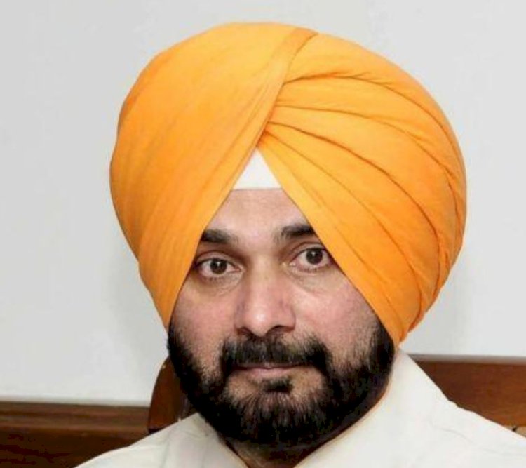 नवजोत सिद्धू अमृतसर में कांग्रेस की बैठक में शामिल नहीं हुए !
