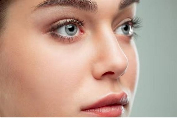 कहीं आप भी तो नहीं 1 मिनट में इतनी बार झपकते हैं पलक, हो जाएं सतर्क क्योंकि हो सकता है जानलेवा