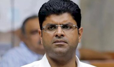 BIG BREAKING जेजेपी में टूट के आसार ?, मनोहर लाल की रणनीति में उलझ गए दुष्यंत ?