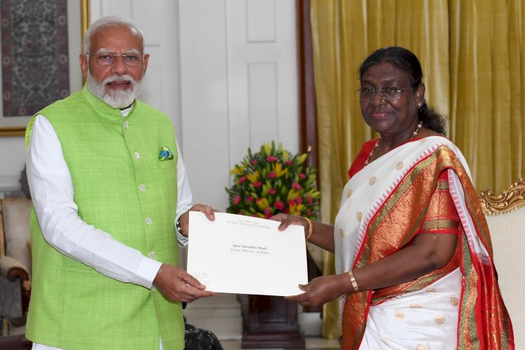 पीएम मोदी ने अपने पद से दिया इस्तीफा, राष्ट्रपति ने स्वीकारा, 8 जून को हो सकता है शपथ ग्रहण समारोह