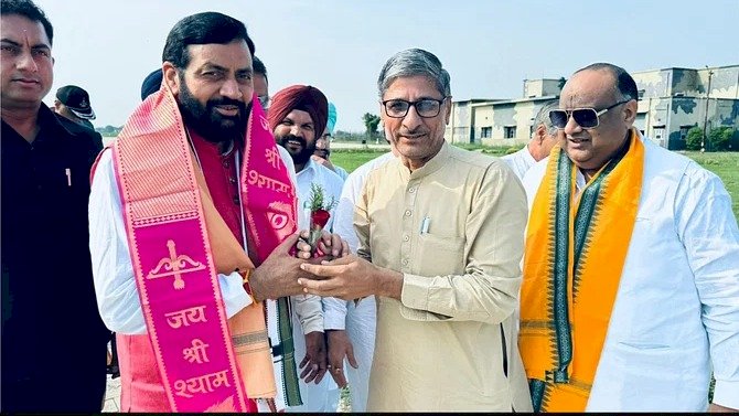 सिरसा पहुंचे सीएम सैनी, तारा बाबा कुटिया में लिया पूजा में भाग