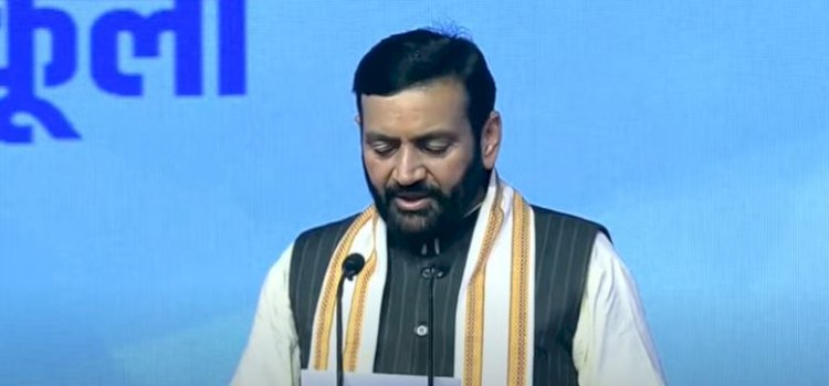 नायब सैनी ने ली मंत्री पद की शपथ, विज बने मंत्री, अन्य मंत्री ले रहे पद और गोपनीयता की शपथ