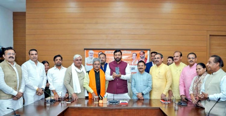 हरियाणा के मुख्यमंत्री बीजेपी के प्राथमिक सदस्य बने, पार्टी के तीन दिवसीय सदस्यता अभियान की शुरुआत, हर बूथ पर 250 सदस्य बनाने का लक्ष्य