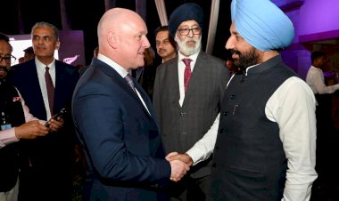 सांसद सतनाम सिंह संधू ने कीवी प्रधानमंत्री क्रिस्टोफर लक्सन से मुलाकात की, शिक्षा, खेल और संस्कृति में संबंधों को मजबूत करने पर की चर्चा