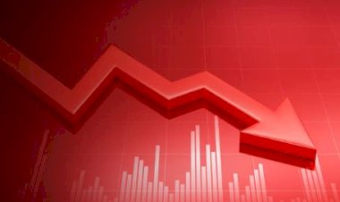 सेंसेक्स आज 350 अंक गिरकर 76,700 पर कर रहा कारोबार