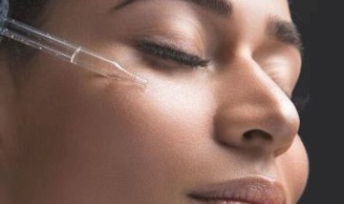 अब महंगे फेस सीरम की जगह इस्तेमाल करें ये घरेलू चीज, चेहरा दिखेगा बेहद चमकदार