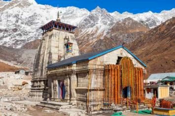 अब केदारनाथ धाम के दर्शन के लिए नहीं लगना पड़ेगा लंबी कतारों में, प्रशासन ने नियमों में किए ये बदलाव