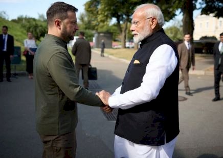 प्रधानमंत्री मोदी ने उक्रेन के राष्ट्रपति ज़ेलेंस्की से की बात