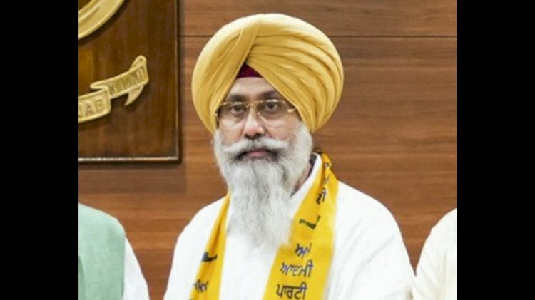 15वें राउंड में आप उमीदवार हरमीत संधू 11317 वोटों की बढ़त के साथ आगे