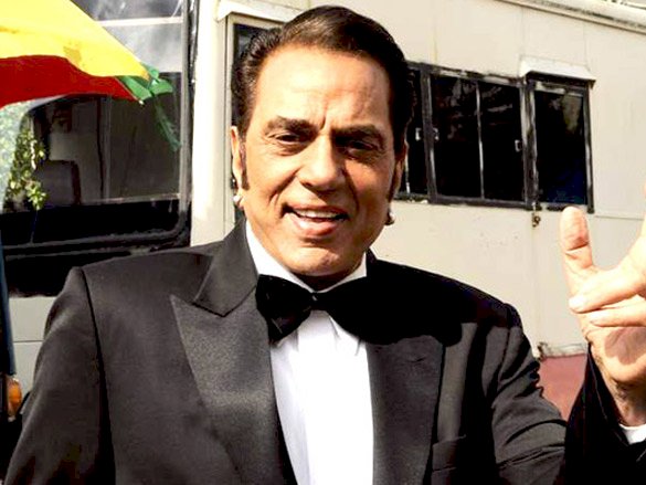 नहीं रहे  बॉलीवुड के 'ही-मैन' धर्मेंद्र