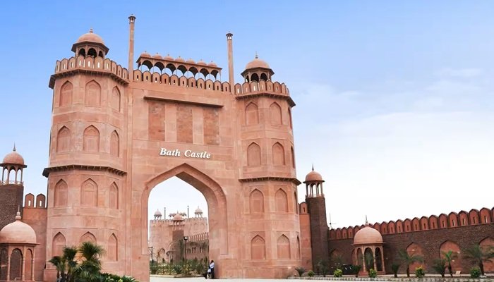 लुधियाना का बाथ कैसल गैंगलैंड में बदल गया, दो ग्रुप्स के बीच गैंगवॉर, एक महिला समेत 2 की मौत