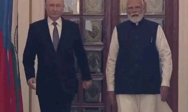 पीएम मोदी ने रूसी राष्ट्रपति को यूक्रेन युद्ध पर भारत का रुख बताया - 'भारत शांति के लिए मज़बूती से खड़ा है'